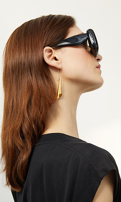 Gold tulip earrings