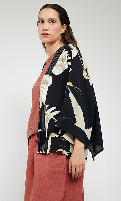 Black stork kimono